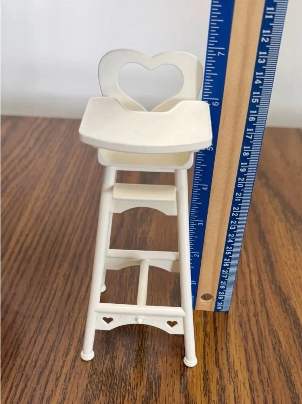 Vintage Mattel 1997 Barbie Krissy EATIN' FUN  High chair